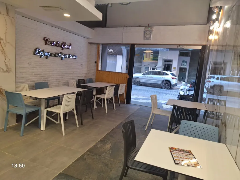 Algemesi Kebab Fried Chicken & More_Algemesí_slider_image_1