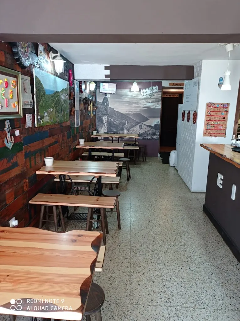 Mesón Eiravella_Cedeira_slider_image_1