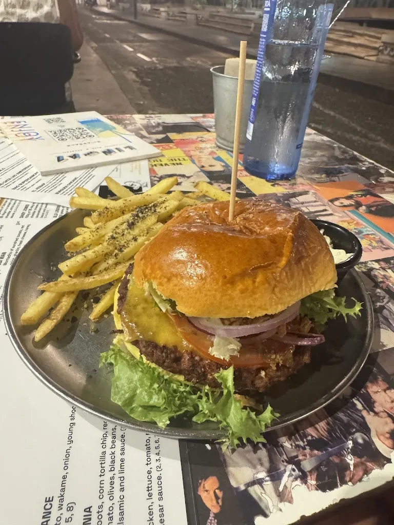 bailey daigle_El Garaje Bar Alicante_Alicante_review