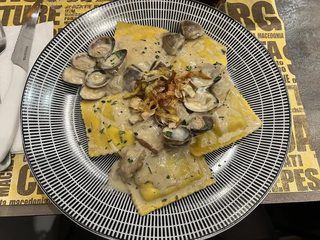 Anna Trambusti_Caffè Peruzzi_Antella_review