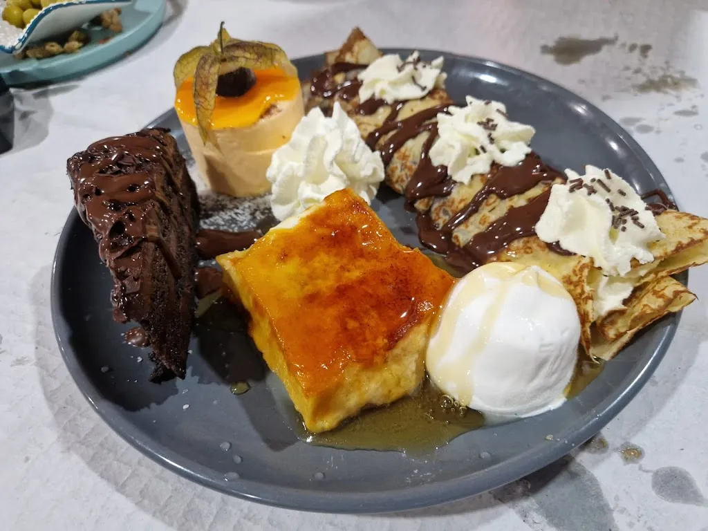 Lucia Sanchez Pascual_La Plaça_Antella_review