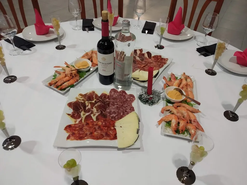 Ghenadie Dzis Dzis_Ángela_Almassora_review