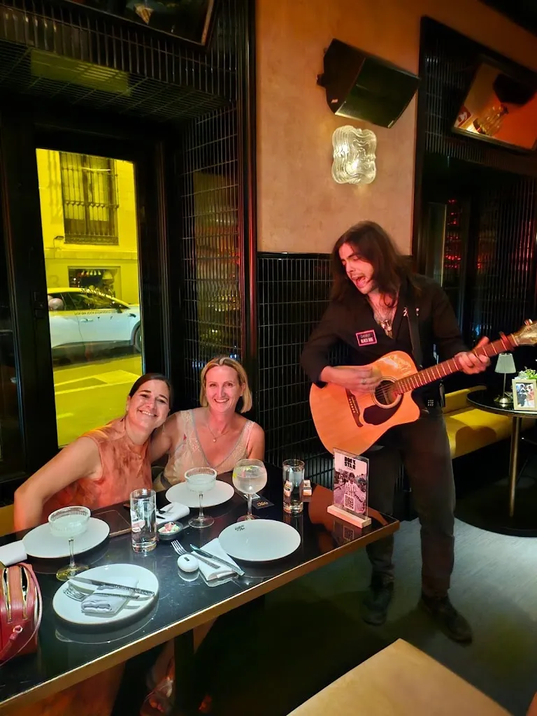 Magali Bongrand_Barbara Ann_Anna_review