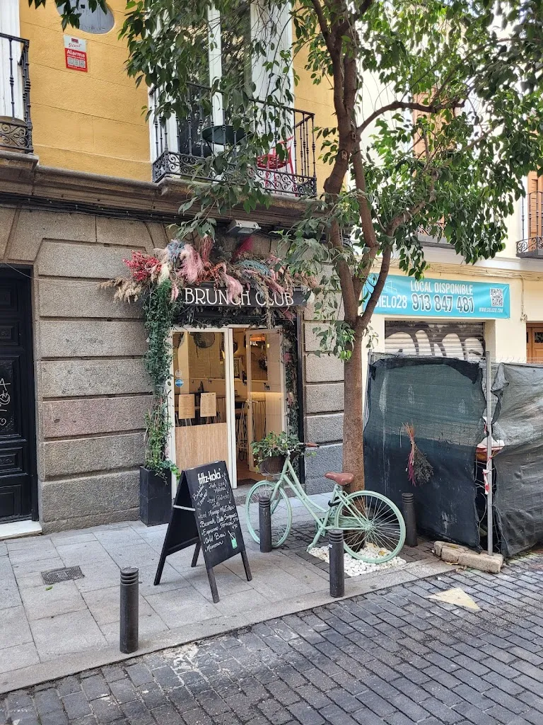 Stuart Adams_Brunch Club_Anna_review