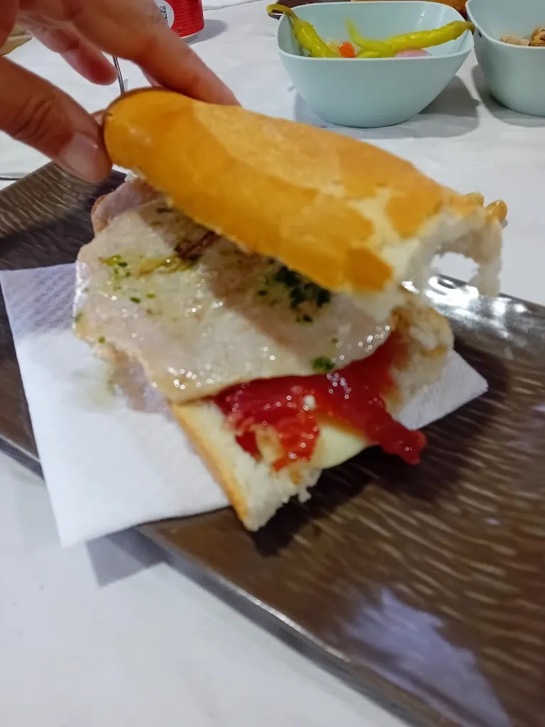 Bar Restaurante Los Cuñaos_Barxeta_slider_image_3