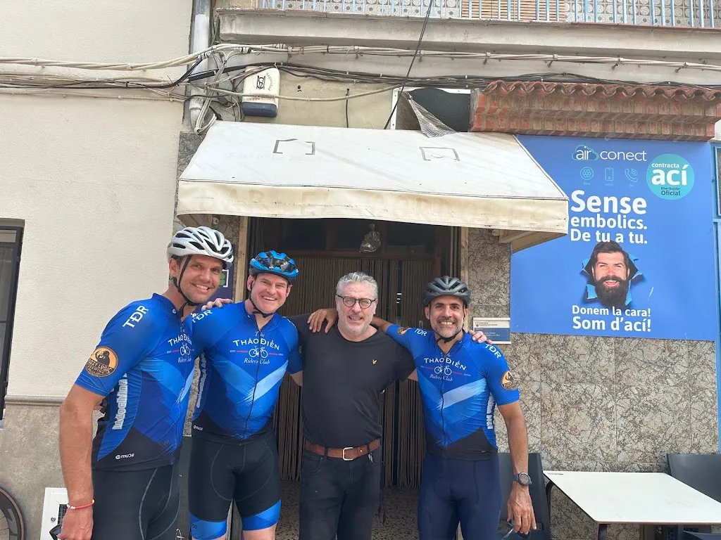 Lucas Amarilla Chama_Bar El Cordobés_Barxeta_review