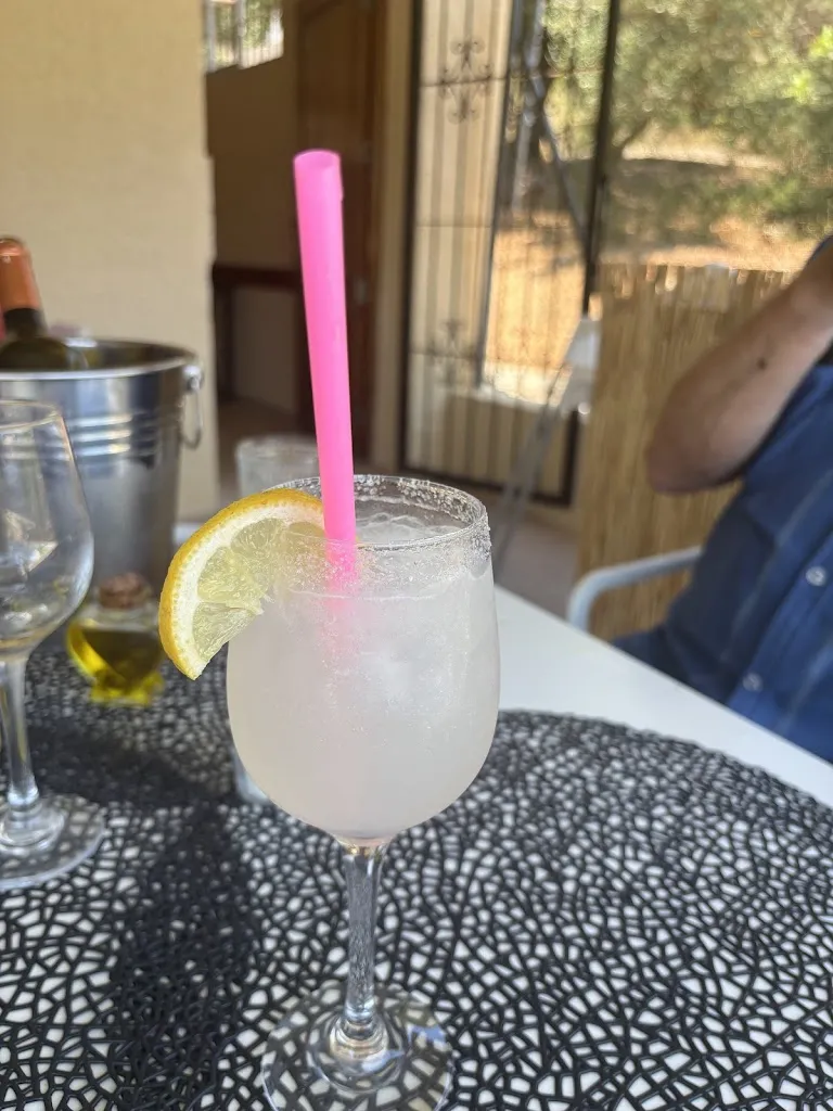 Jan T Krokowski_Montagnebar_Barx_review