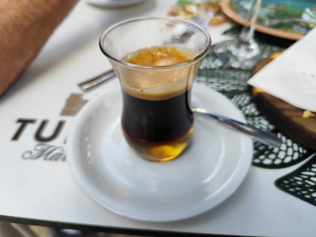 Armando Madrigal Losa_Montagnebar_Barx_review