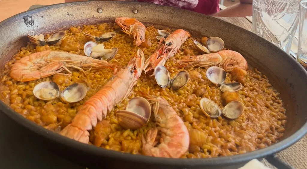 Olvido Brasas y Mar_Benavites_slider_image_2