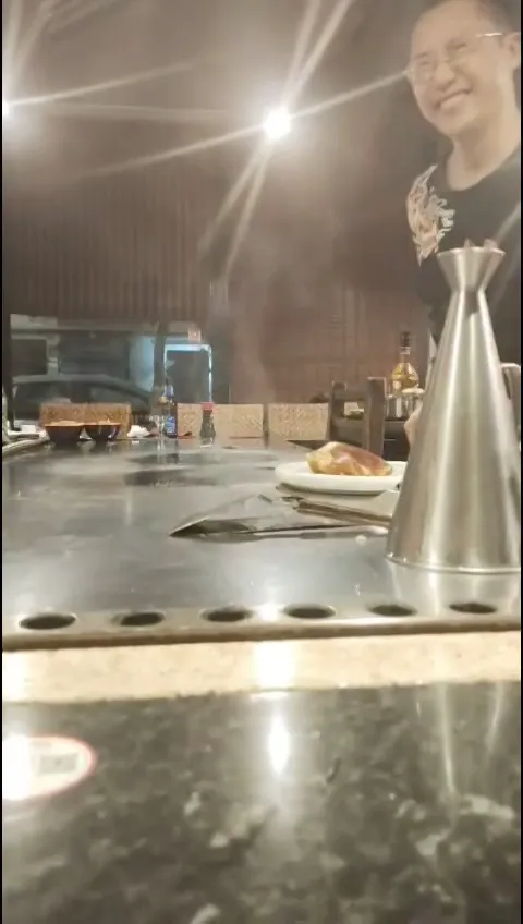 Matthew Richard Russell_Restaurant Zhen_Alzira_review