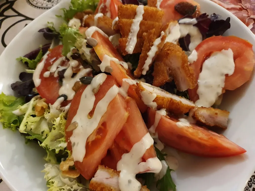 Juanjo Part_Bar Andry Judith_Alzira_review