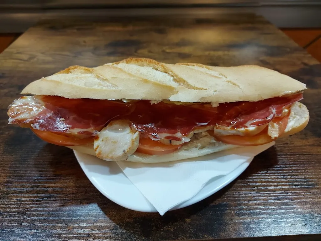 Bar Andry Judith_Alzira_slider_image_2