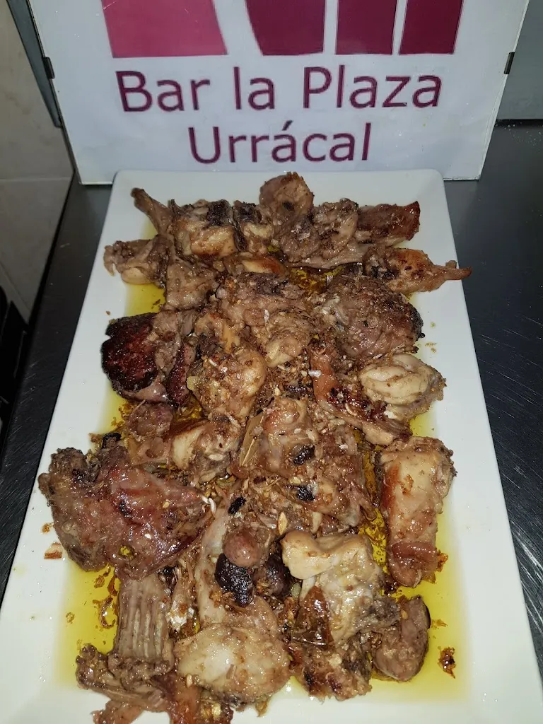 Menu_Bar La Plaza_Urrácal_image_1