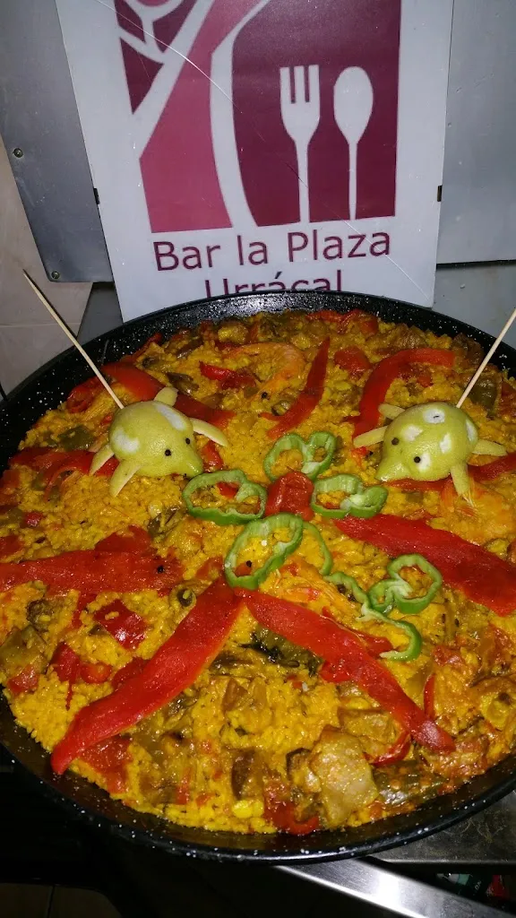 Menu_Bar La Plaza_Urrácal_image_6