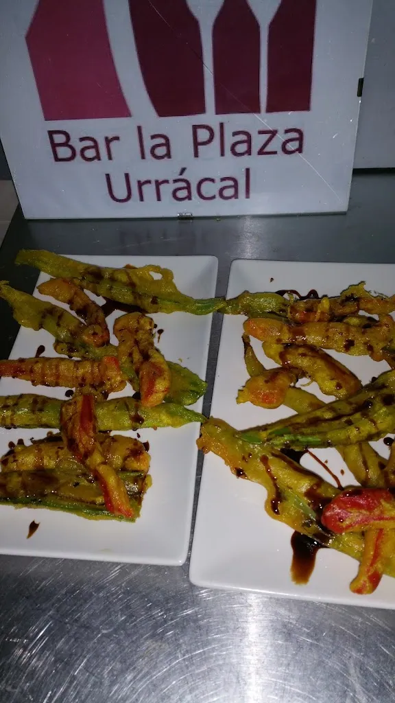 Menu_Bar La Plaza_Urrácal_image_7