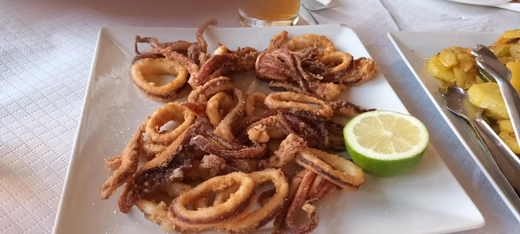 Maria Gomez Gongongora_Bar La Plaza_Urrácal_review