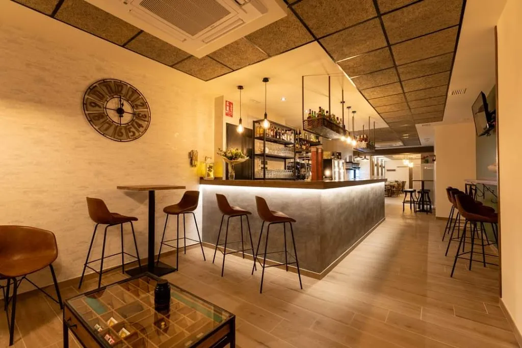 Restaurante La Hoz restaurant in Ayora