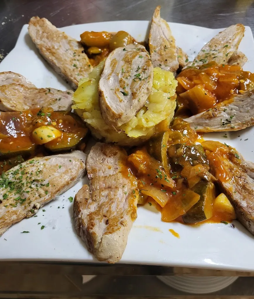 Bar Restaurante el Cazador_Ayora_slider_image_2