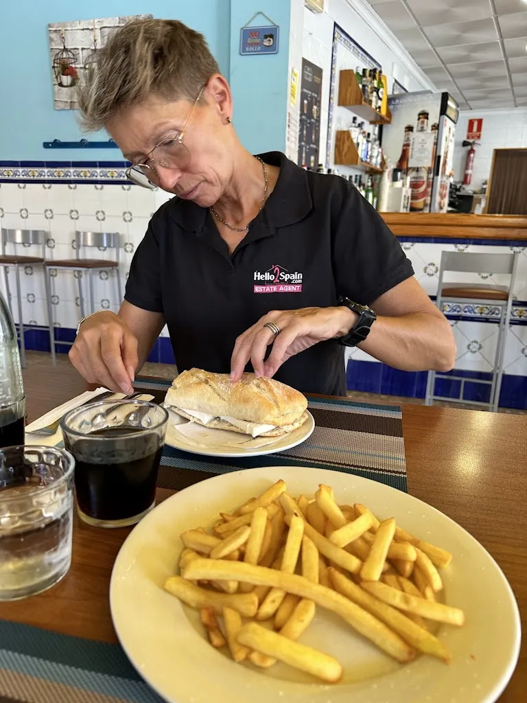 Hello2Spain Estate Agents_El Racó de Vicent_Beniatjar_review