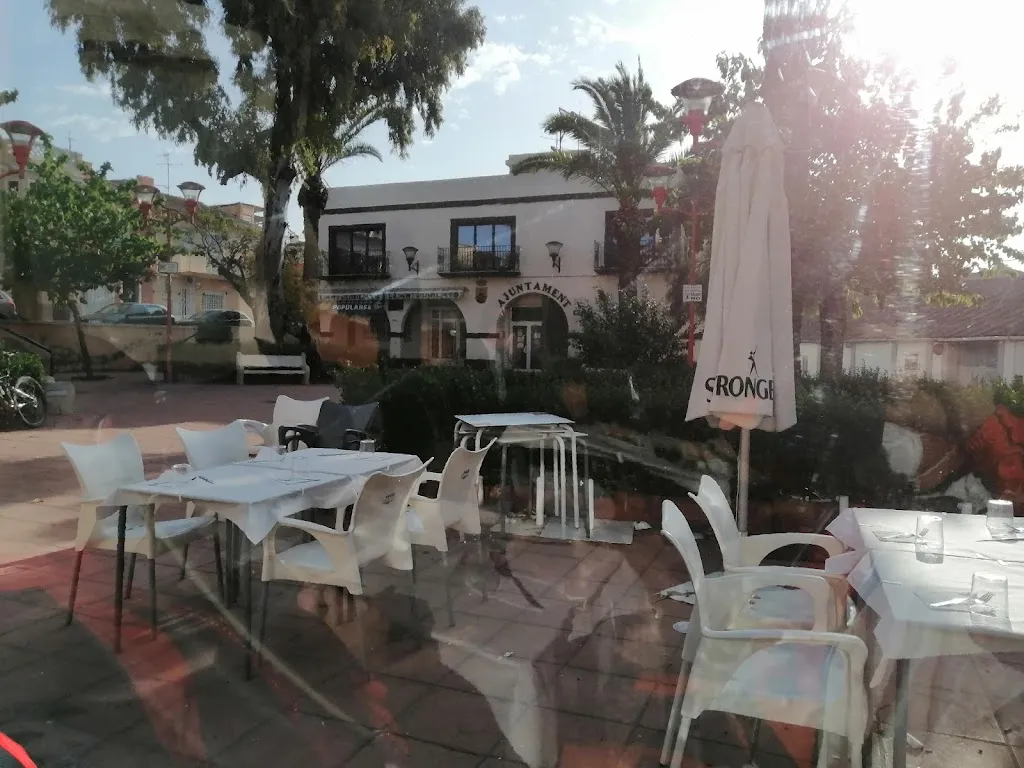 Bar El Casino restaurant in Benicull de Xúquer