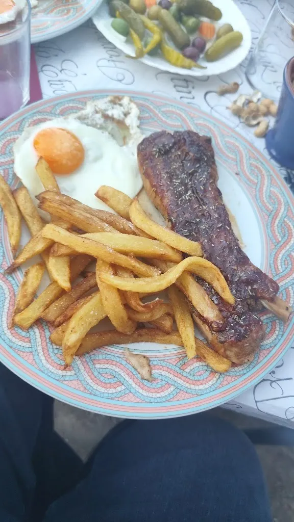 Gilberto Sudre_Casa Olga Bar Terraza / Aeroplane Terrace / Aeroclub BALICA - Benicolet_Benicolet_review