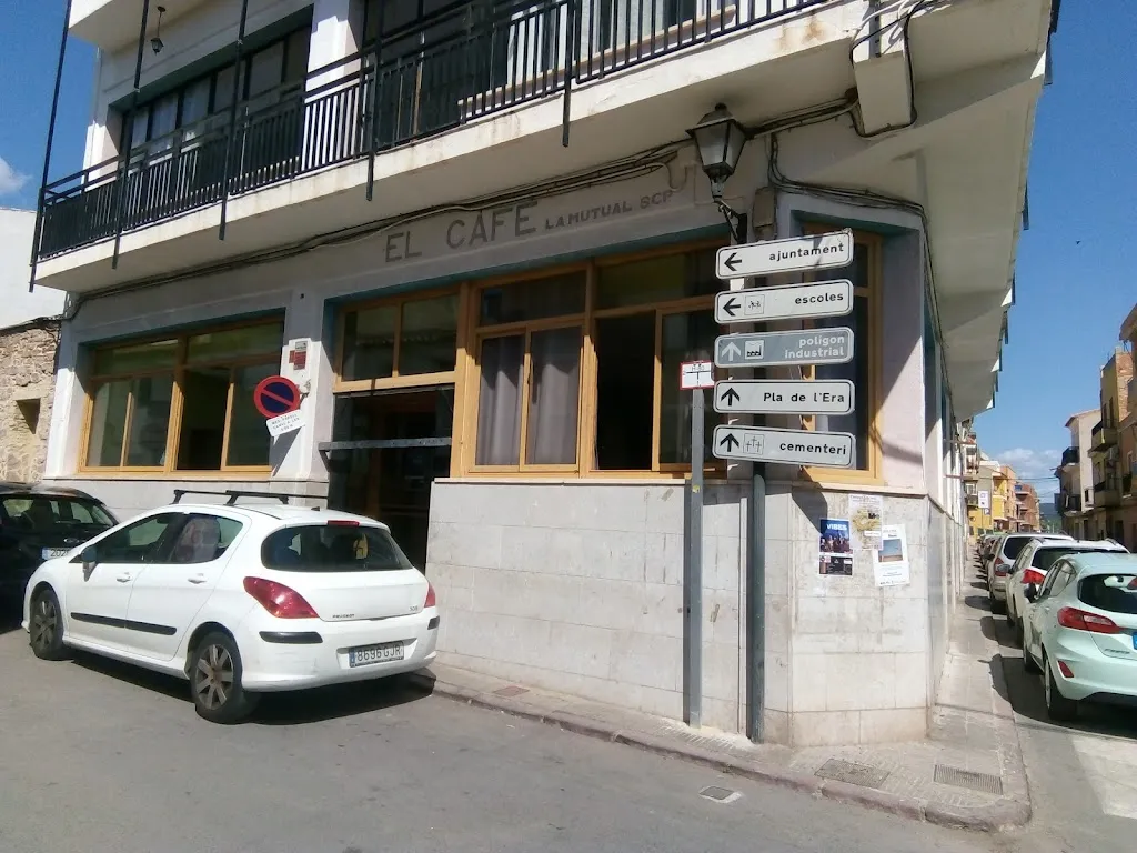 Andrés Alfonso Pérez Estruch_Café Bar la Mutual_Benifairó de les Valls_review