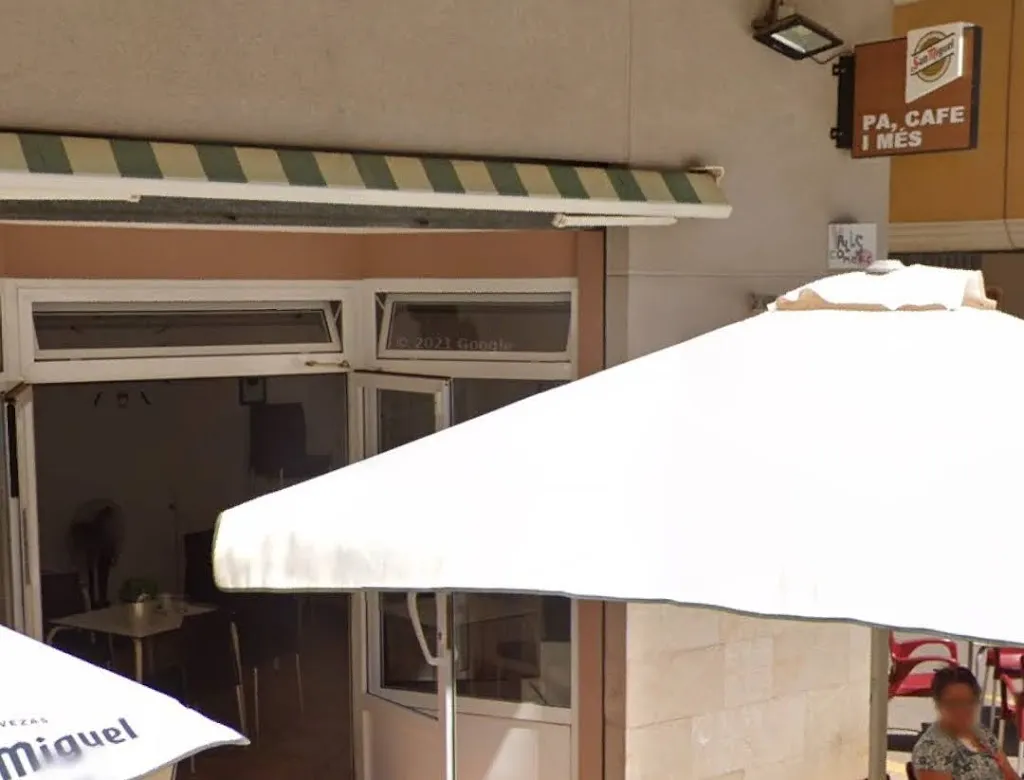 Pa, café i més. restaurant in Benifairó de les Valls