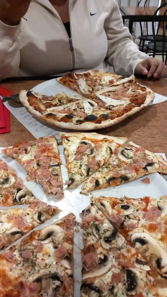 Ana Rodriguez_Pizzeria La Lluna_Benifairó de les Valls_recensione