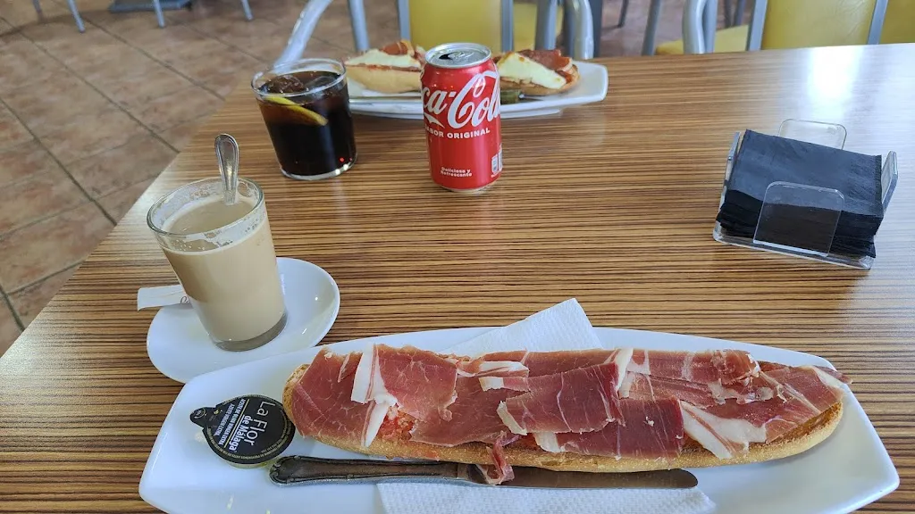 Juan Friwind_Restaurante 'Avenida'_Pulpí_review