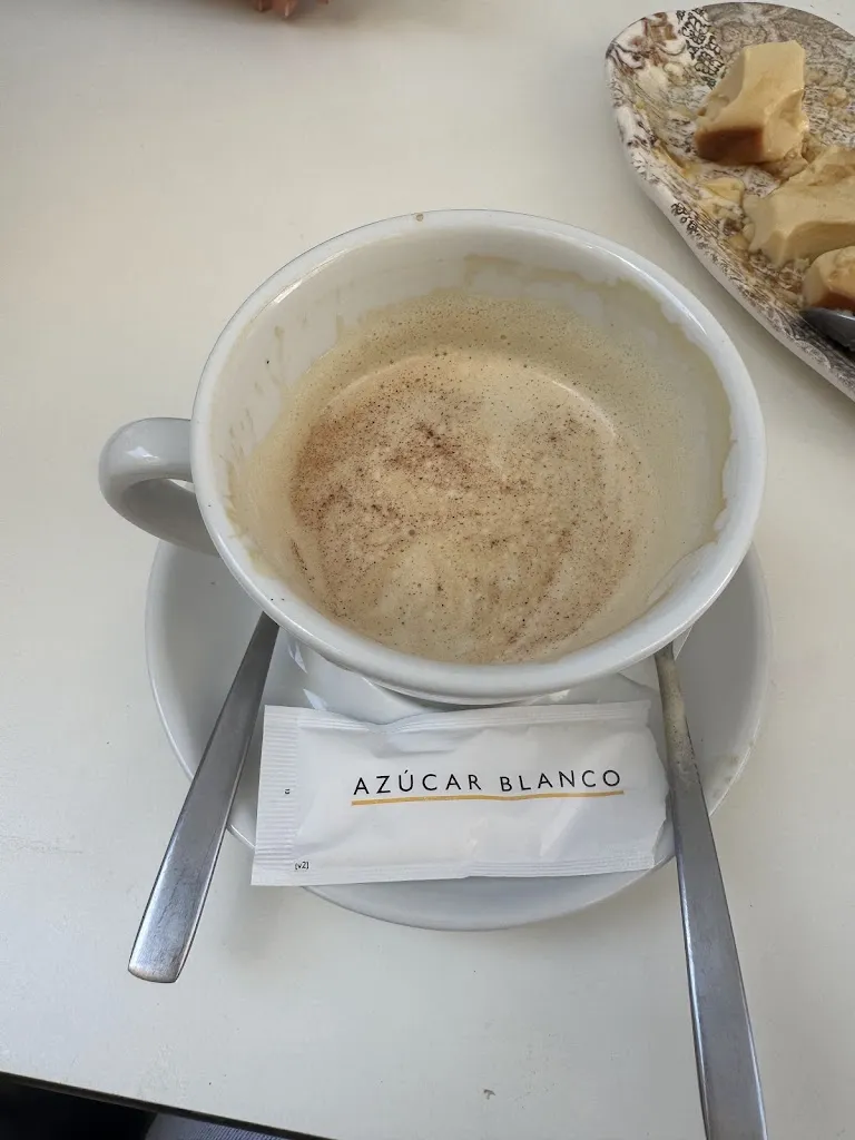 Enyely Araque_Restaurante No Te Prives_Benetússer_review