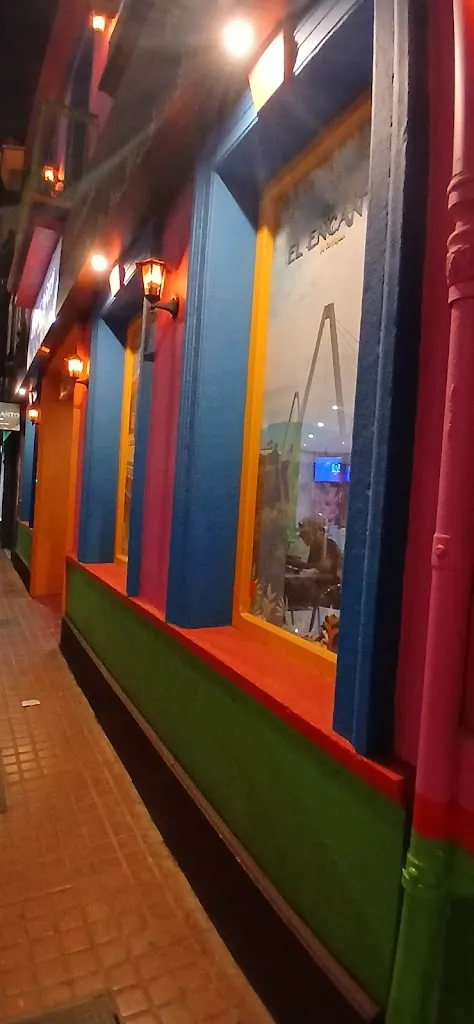 Suzanne Rowley_El encanto de coffeepan_Benetússer_review