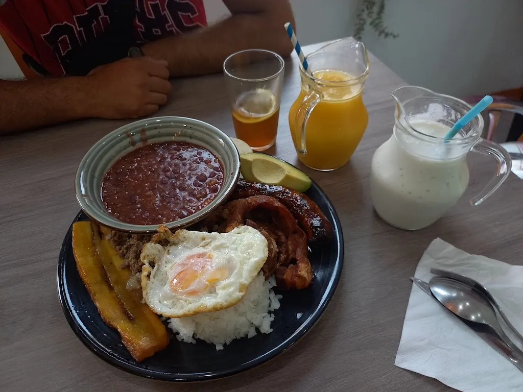 José_El encanto de coffeepan_Benetússer_review