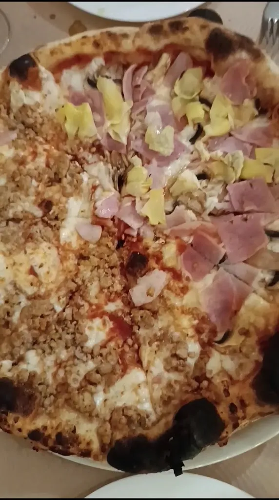 PIZZERIA EL CASTELL BENETÚSSER_Benetússer_slider_image_2