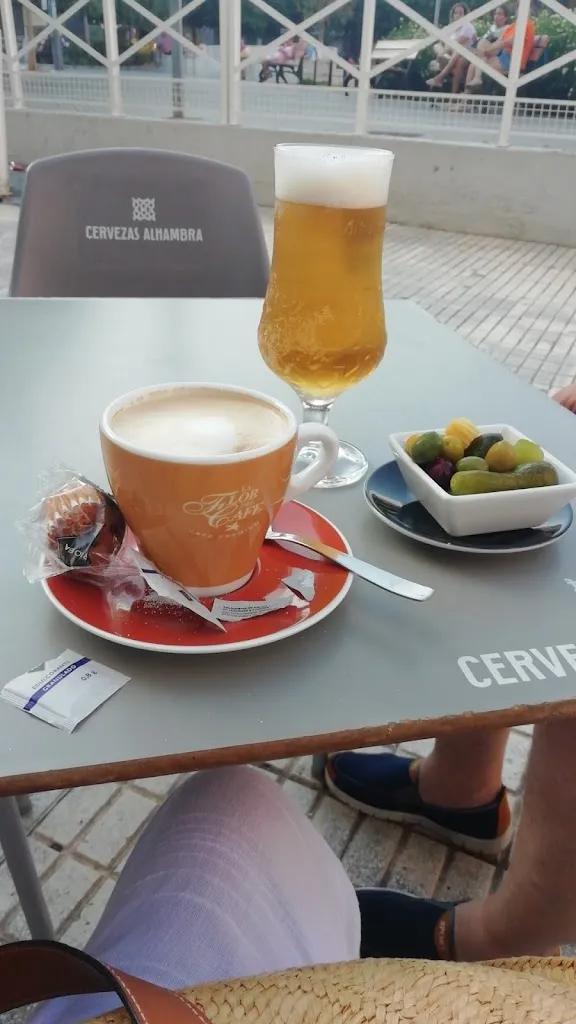 Menu_La Bomba Hamburguesería_Benetússer_image_3