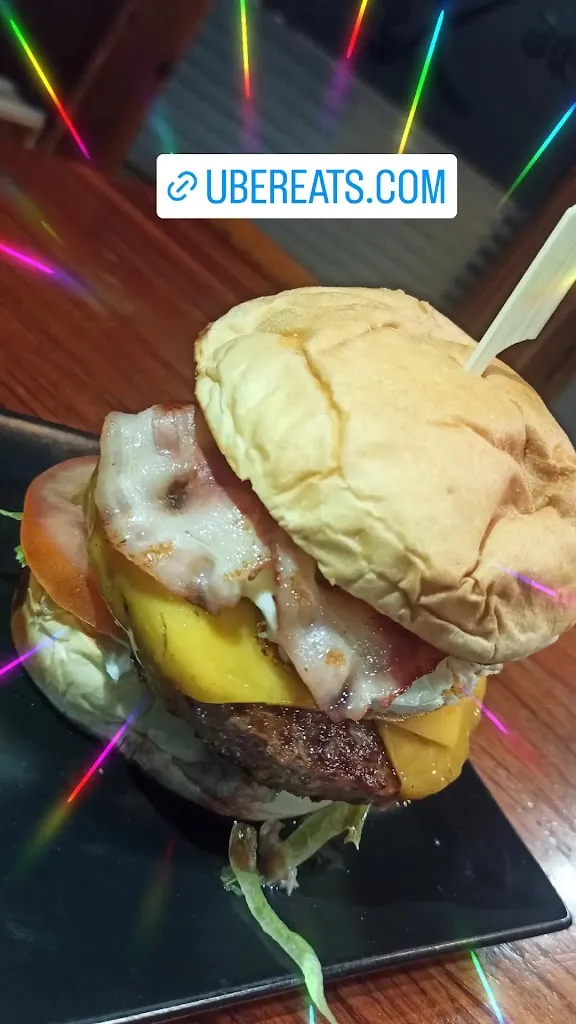 La Bomba Hamburguesería_Benetússer_slider_image_2