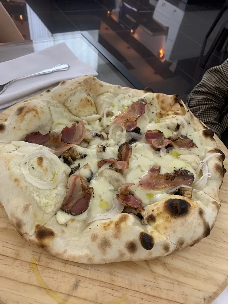 Núria_La Maestra Pizzería_Benetússer_review