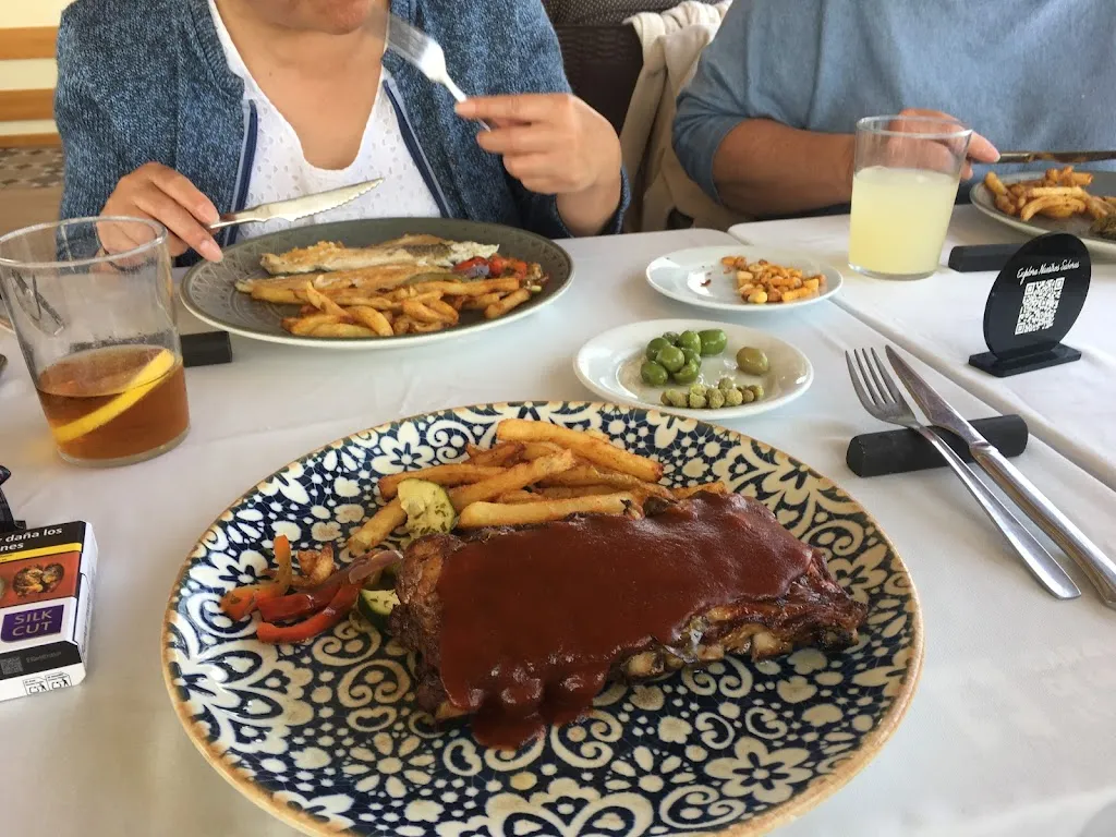 Karen Nuttall_La Entrevista_Pulpí_review