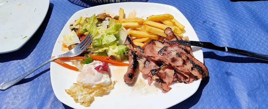 Errol Holness_Chiringuito 'Mar Sirena'_Pulpí_review