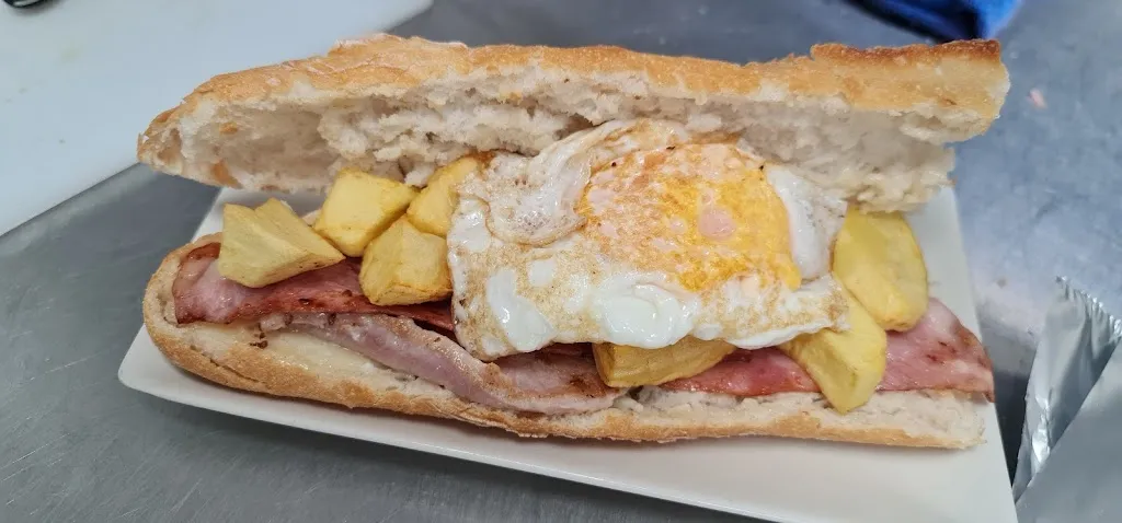 Menu_Bar Trosky_Benaguasil_image_5