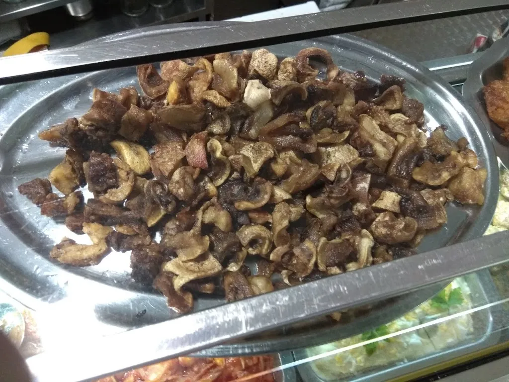 Pablo A. Pérez_Bar Trosky_Benaguasil_review