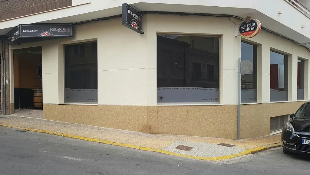 Holanda Beer & Burguer_Benaguasil_slider_image_3