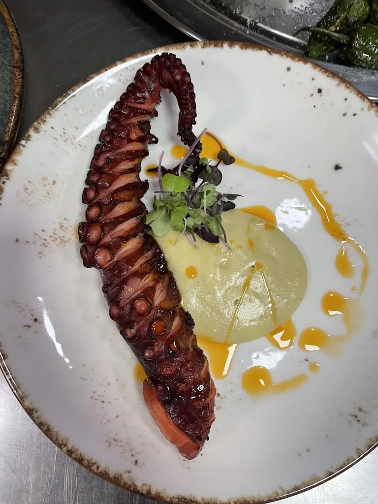 Arroceria y Pescados La Geoda_Pulpí_slider_image_2