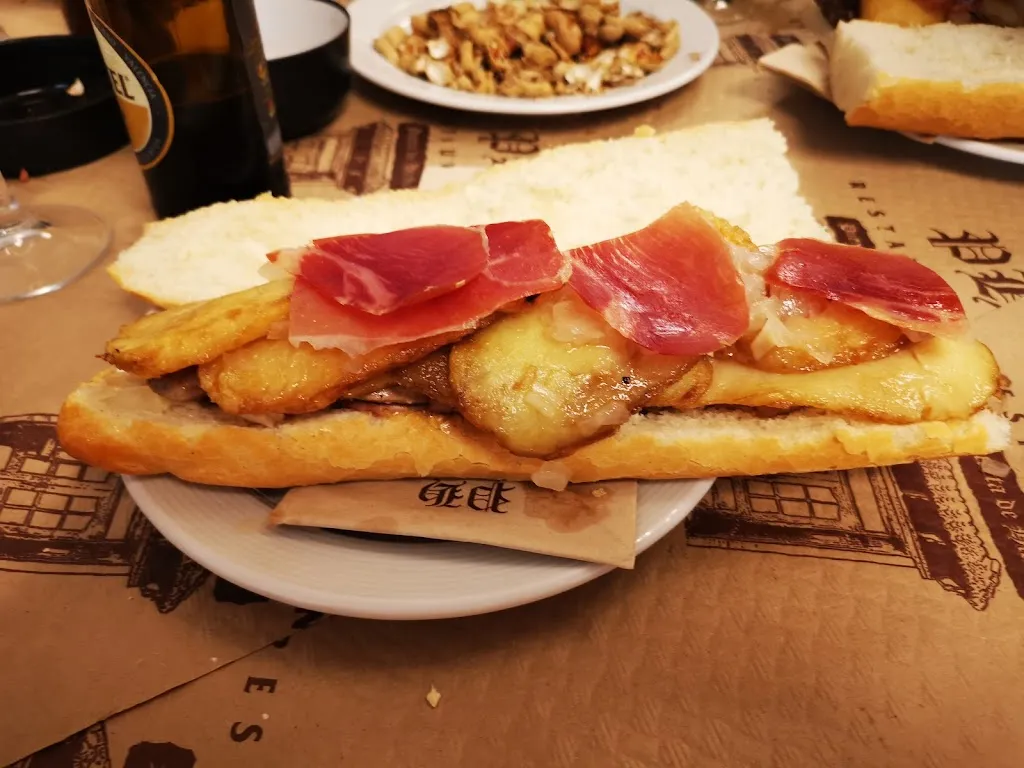 Menu_Cafetería Puerta de Hierro_Beniparrell_image_5