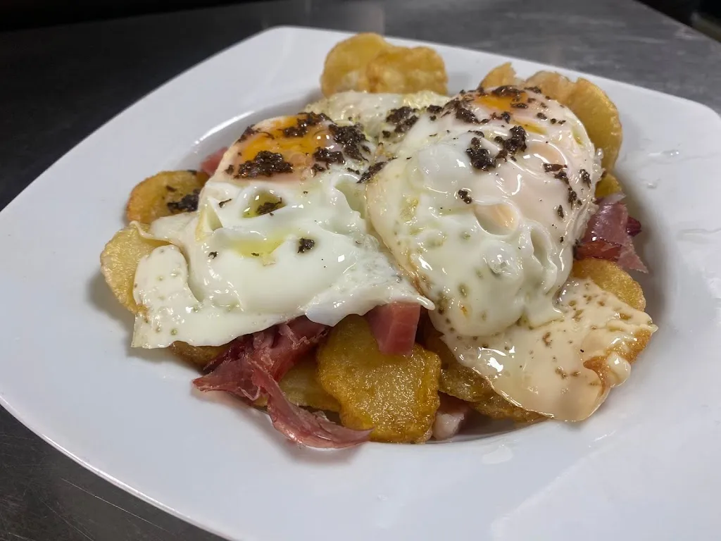 Cafetería Puerta de Hierro_Beniparrell_slider_image_3