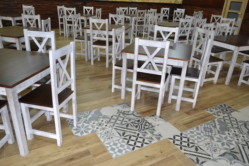 BAR BERNA S.L. restaurant in Beniparrell