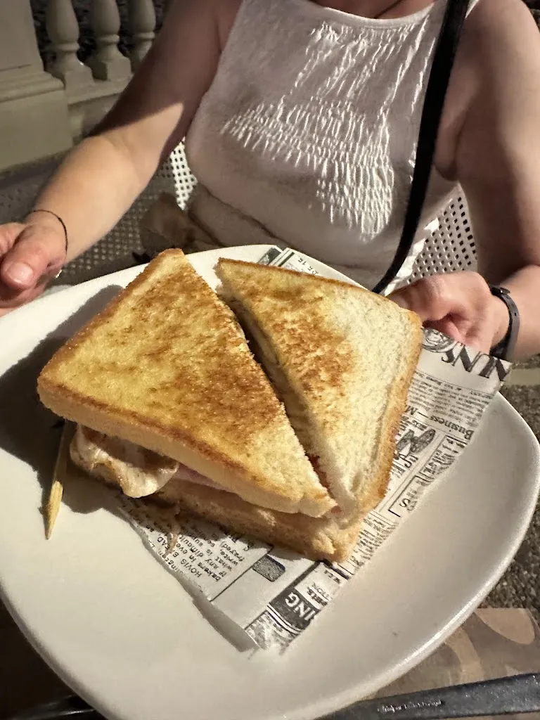 alexandru luta_La Terraza Voramar_Benicàssim_recensione