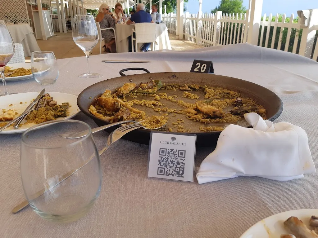 D P_Club Palasiet_Benicàssim_review