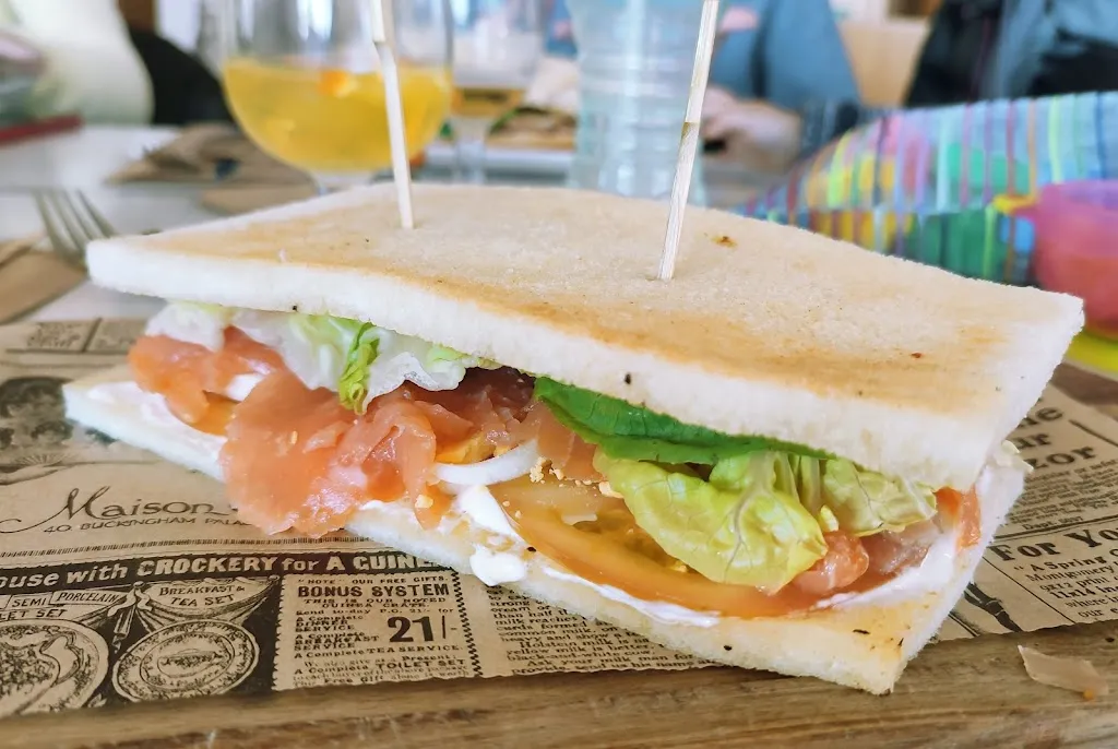 Phoebe Dhi_Amar_Benicàssim_review