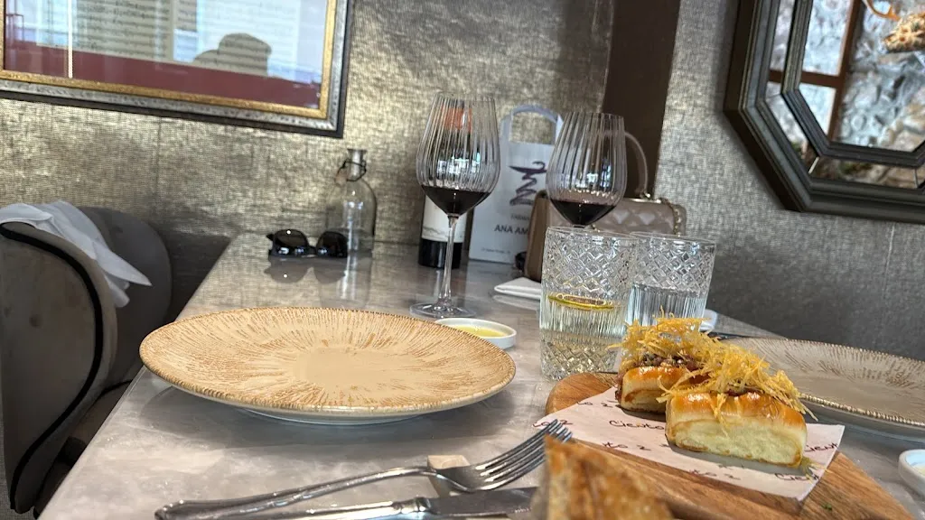 Jeroen Meulhof_CIENTO 2 TABERNA_Benicàssim_review