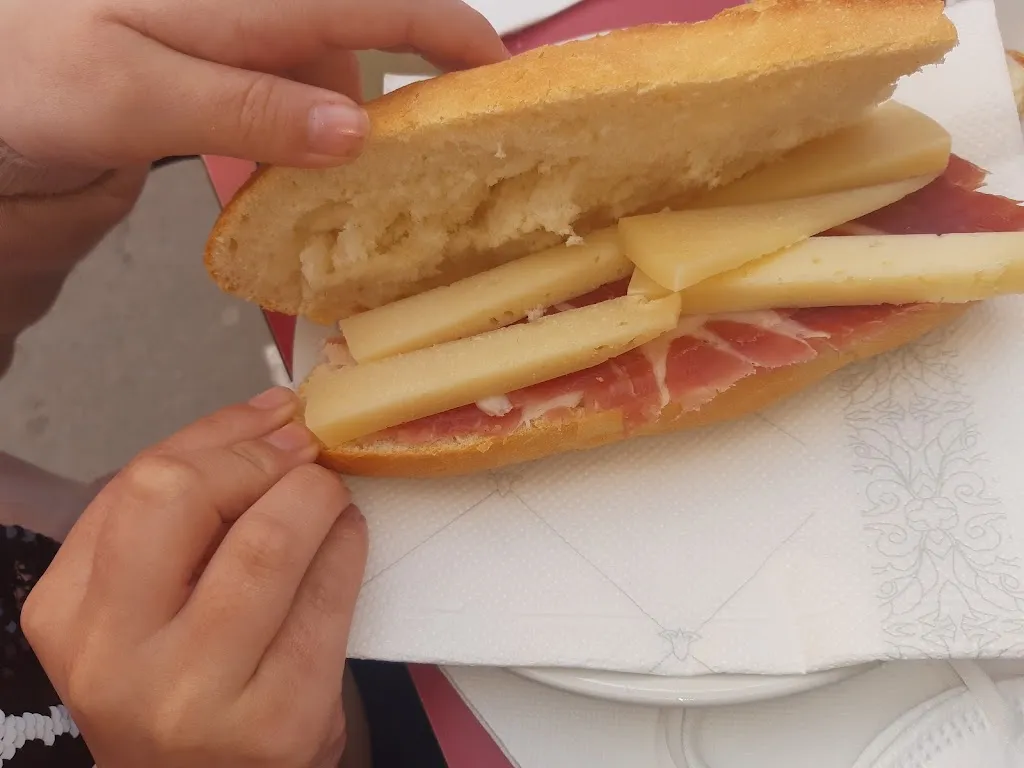 Menu_El Musical_Bugarra_image_6